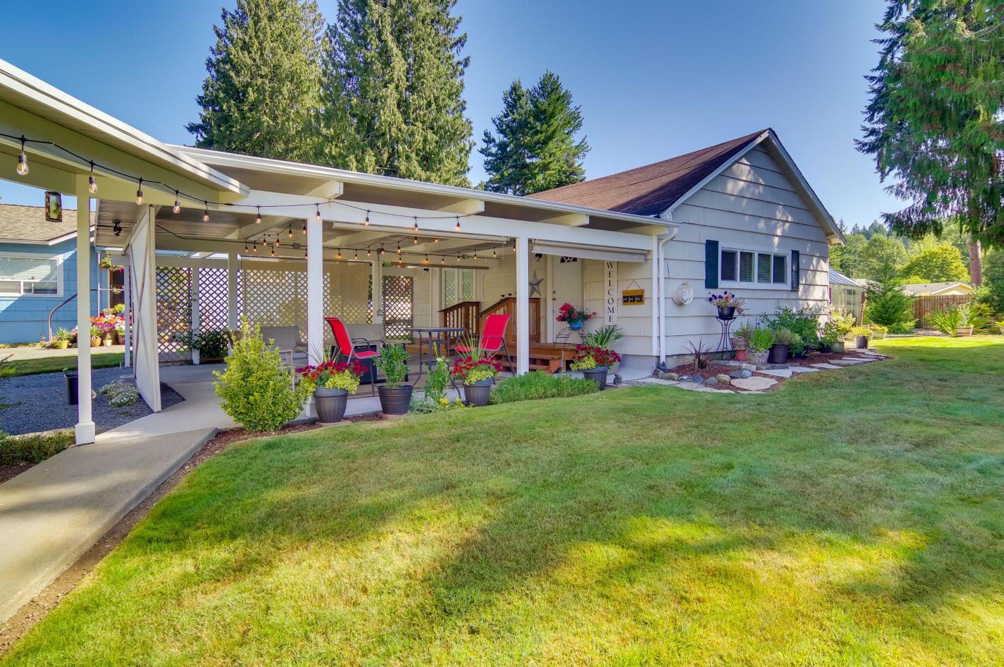 Charming Updated Retreat Walk To Lake Stevens! Екстер'єр фото